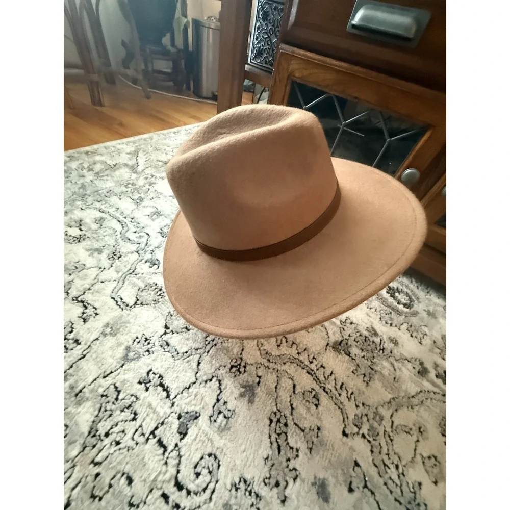 Artisanany 100 % wool Wide Brim Hat - Faux Leather Strap Buckle
